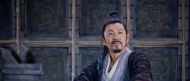 如何人模狗样更像个皇帝？