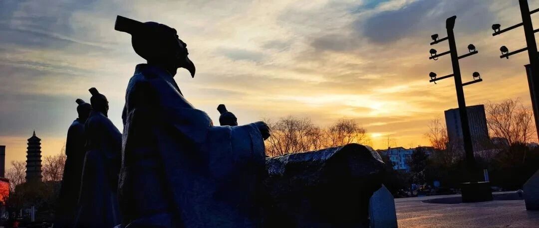 中国第一个文学天团，竟被疫情团灭了