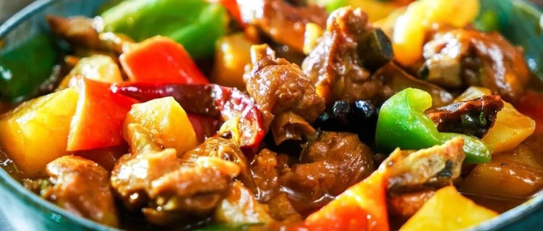 去新疆每天必吃一回，一道菜满足对鸡肉的所有幻想。