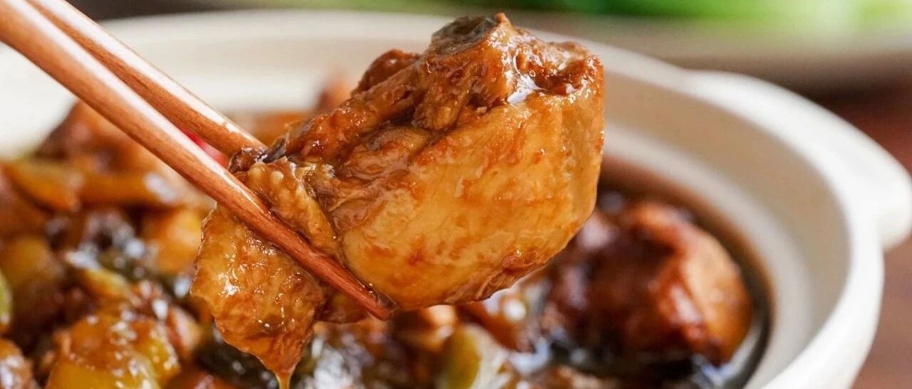 只需电饭煲，小白也能搞定一锅暖冬下饭鸡肉煲！