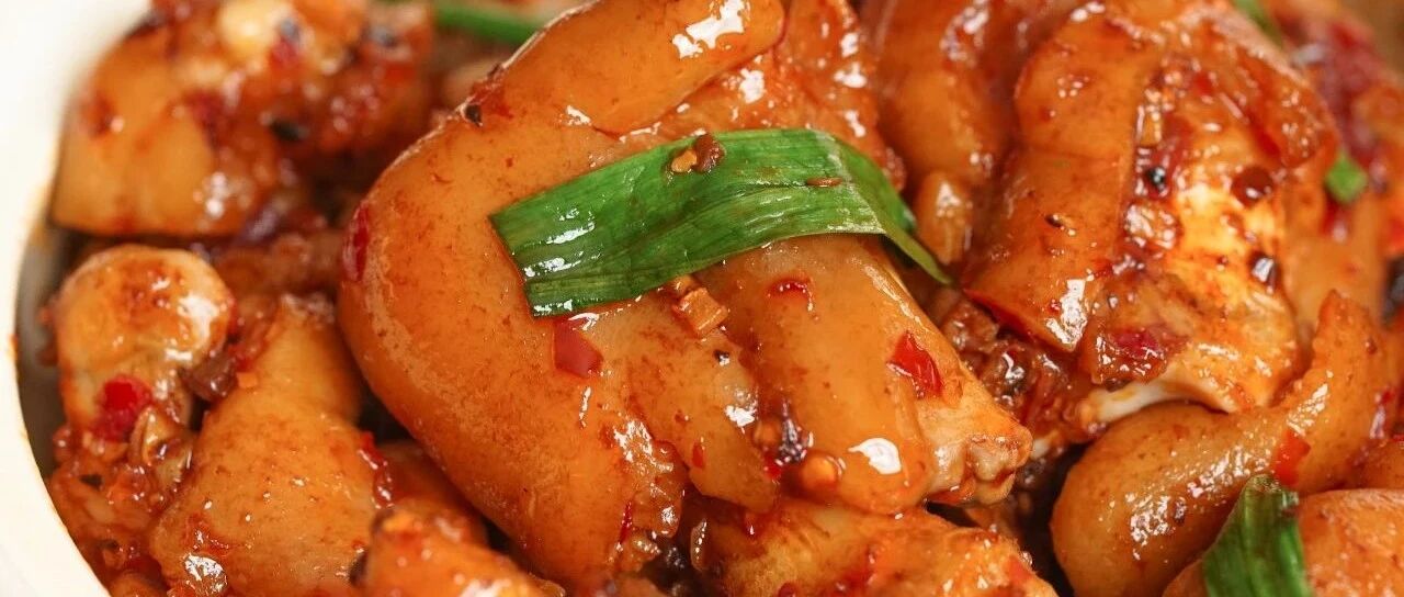 软糯入味的猪蹄，足以治愈一切坏天气。