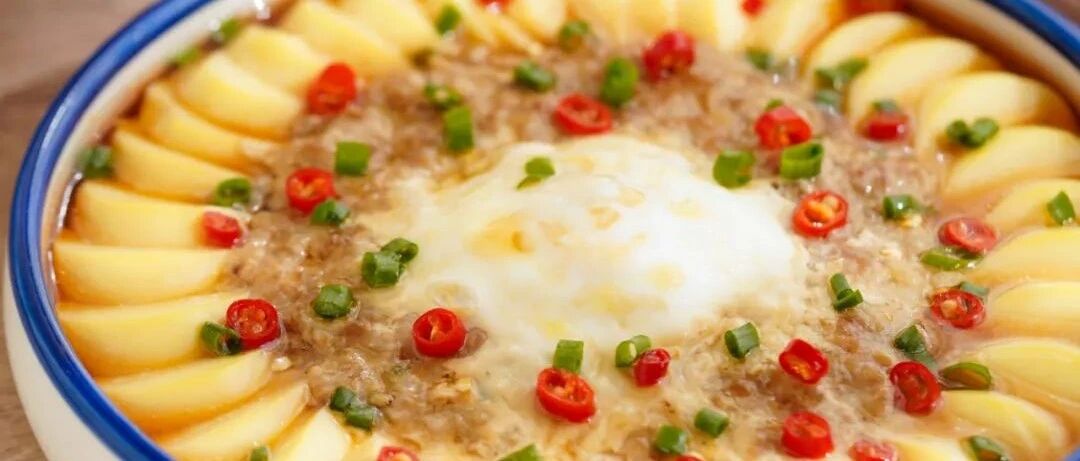 你我多幸运，才能回家吃一口平凡的家常菜。