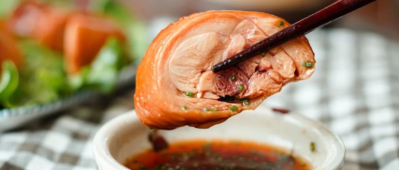 如何用一只鸡腿做出皮滑肉嫩的豉油鸡？