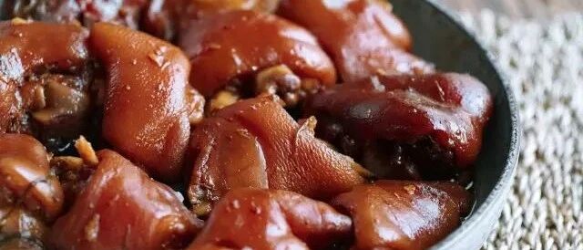 用电饭煲，也能炖出那么好吃的猪蹄？