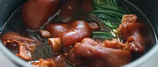 都怪你那么会做猪蹄，害我胖了！