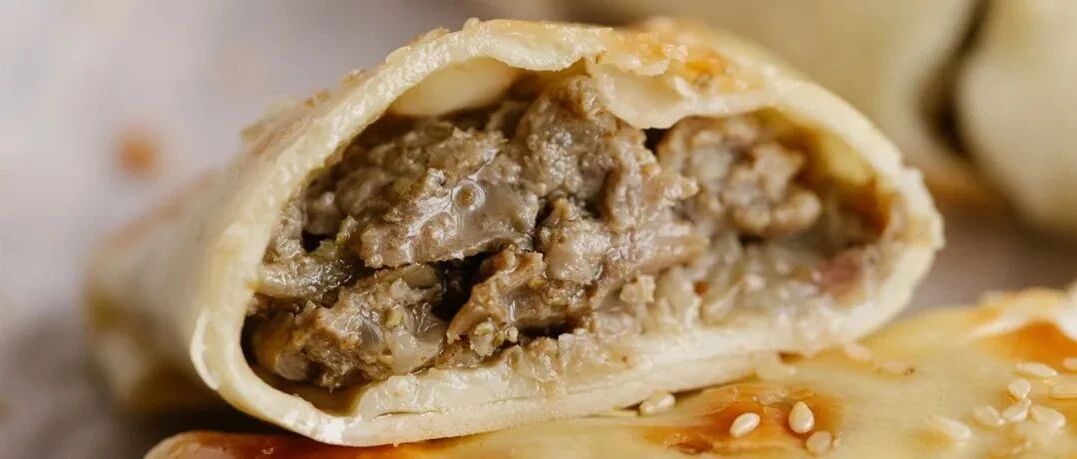 居家吃到让我神魂颠倒的新疆烤包子，一口咬下去满嘴油润！