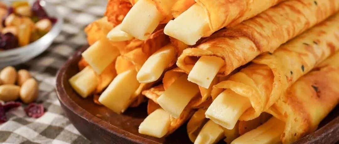 吃点甜食，希望世界对我们甜一点。