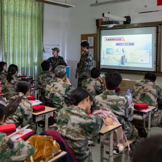 上海揚子中學本科率_上海揚子中學_上海揚子中學校長