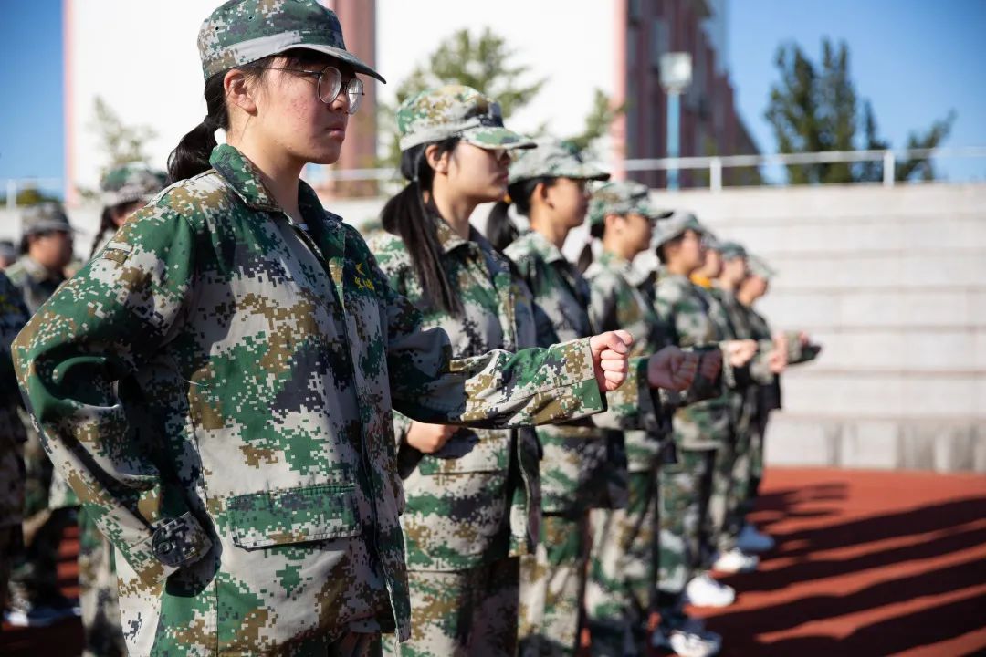 上海扬子中学校长_上海扬子中学_上海扬子中学本科率