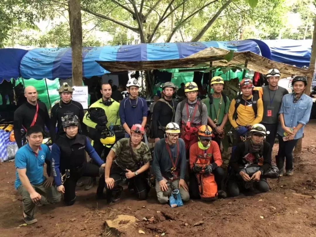 和死神賽跑：泰國12名少年被困18天，這場跨國洞穴救援牽動全球！ 動漫 第41張