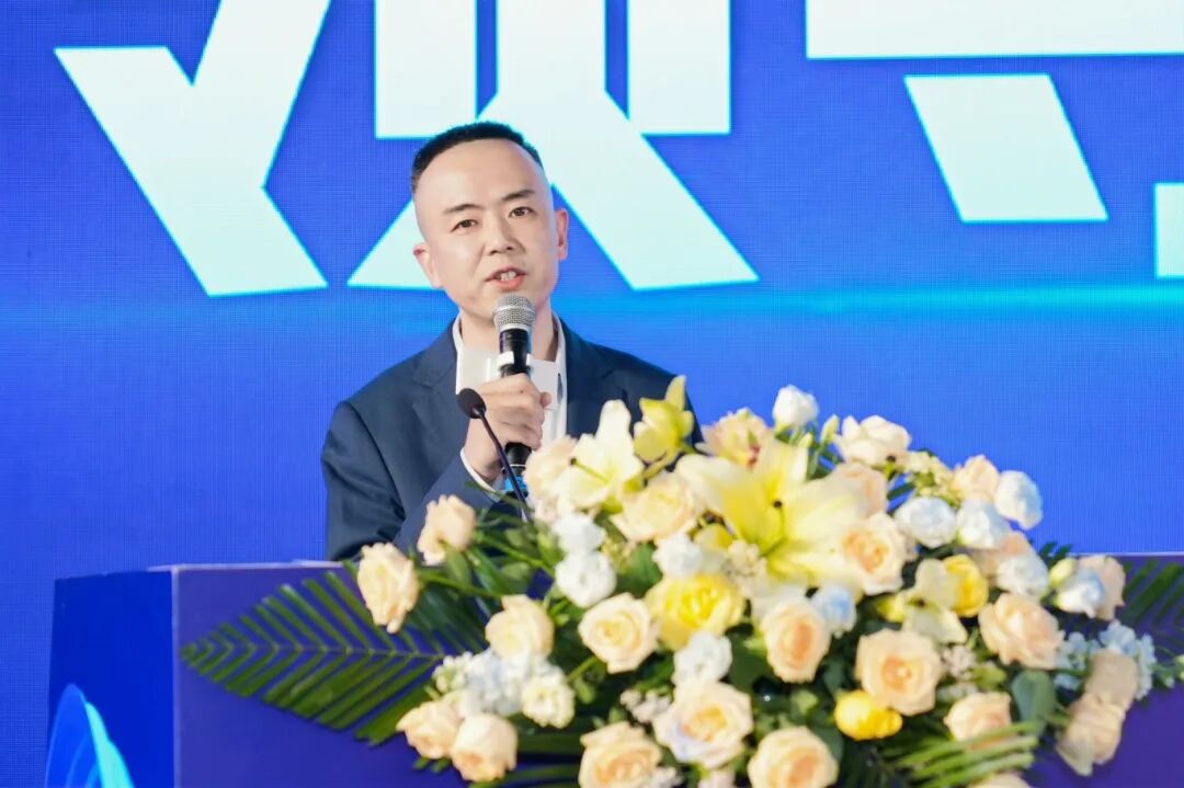 安徽省电子商务协会会长,安徽黄埔控股集团董事长 姚晓辉致辞发布会