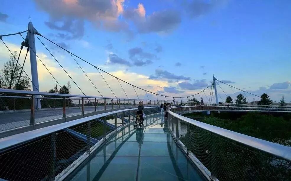 不吹不黑西安也是滨海城市海边遛娃人少景美还免费