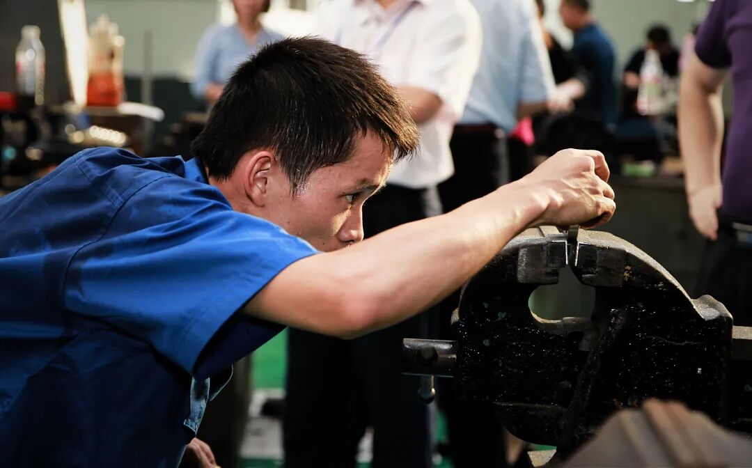 祝贺广西192名技能人才荣获广西技术能手称号