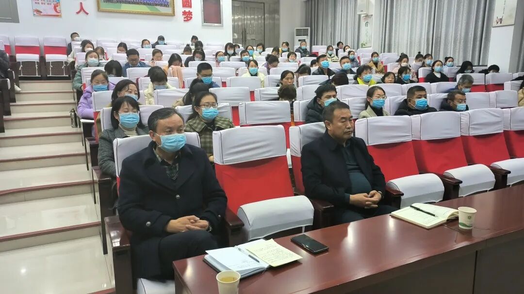 分析总结正当时厉兵秣马再出发安阳市第九中学期中总结分析会