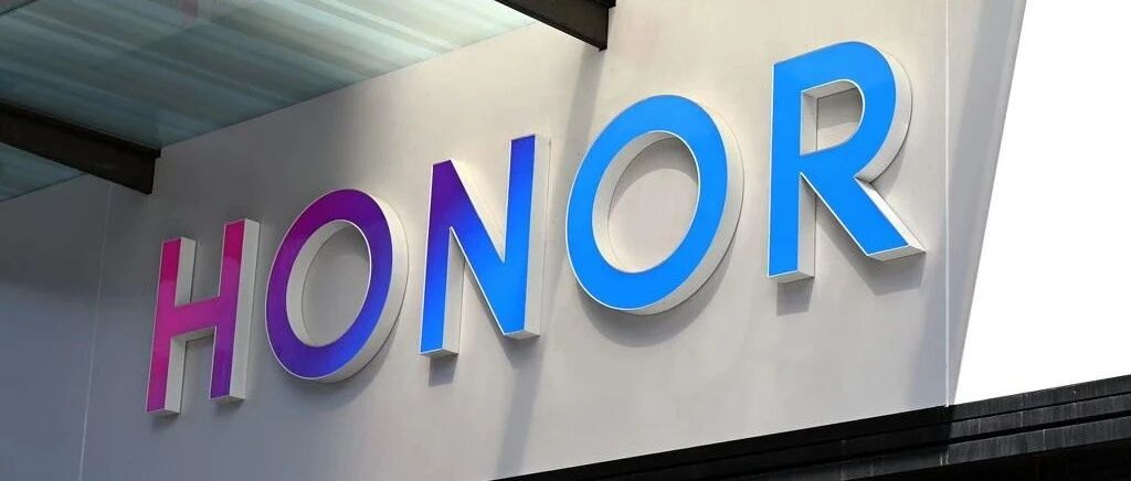 任正非：新荣耀要做华为最强竞争对手；迄今最小原子存储单元面世；PHP 8 发布|极客头条