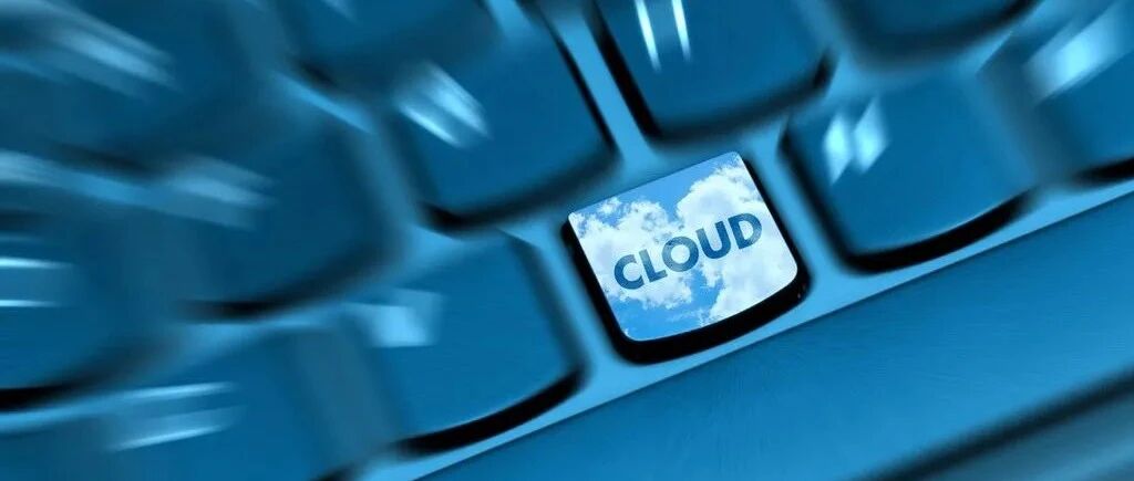 K8s 开先河、技能全栈、业务“无感”，深度解读云原生的这一年