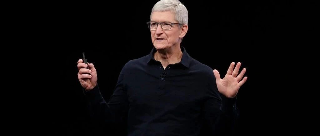 程序员拒带电脑回家被开除获赔 19.4 万；库克称，很多功能来自中国消费者反馈；谷歌开源1.6万亿参数语言模型 | 极客头条