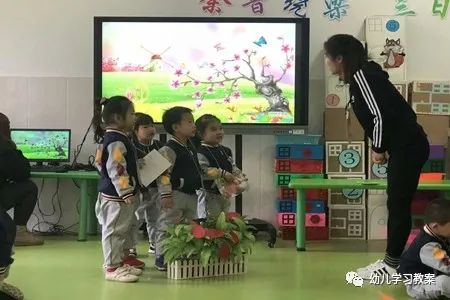 写幼儿教案要注意什么_诗人谈诗教案_幼儿园散文诗教案怎么写