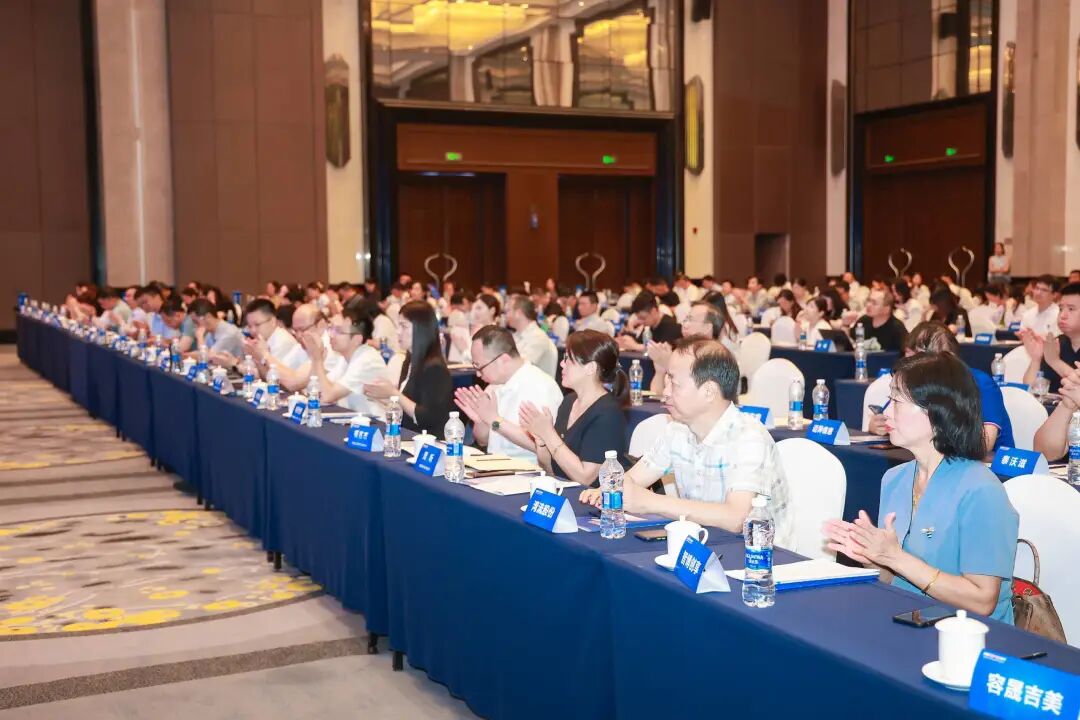 齐聚200多家企业，共建“小巨人之家”，专精特新企业能力提升工程启动