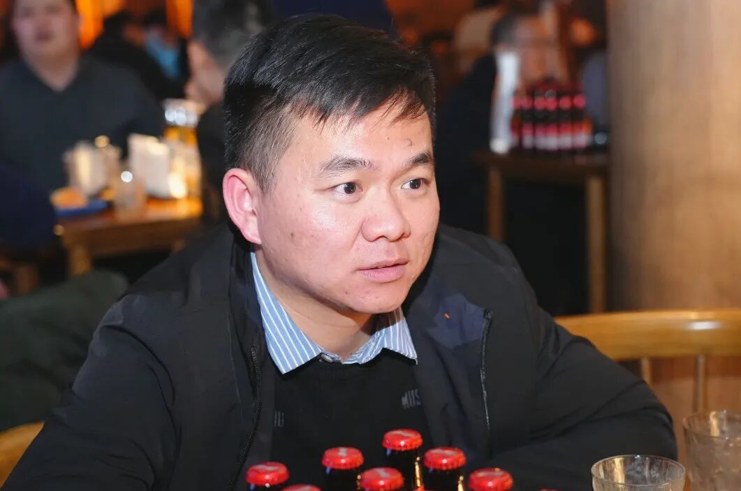 以欢笑融情，以共舞聚力 | 直击黄鹤之星独一无二的年终盛典