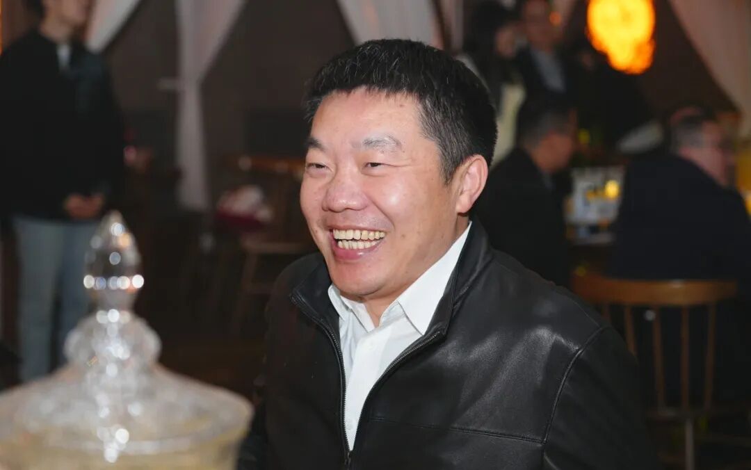 以欢笑融情，以共舞聚力 | 直击黄鹤之星独一无二的年终盛典