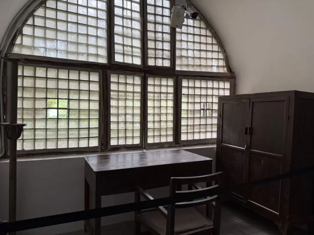 宝塔山下淬炼奋斗初心：黄鹤之星领航班走进延安圣地，传承红色基因！