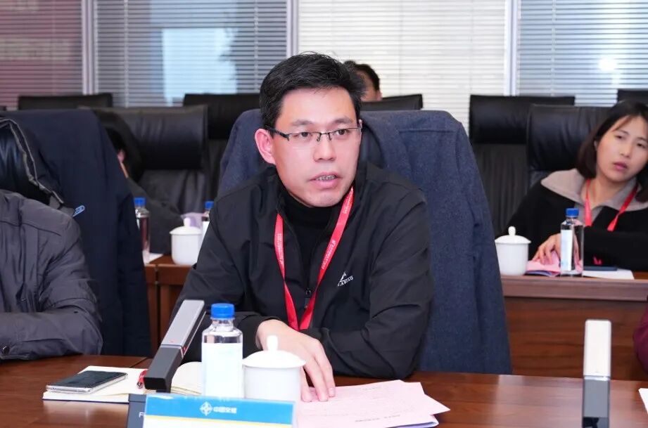 支点·冲锋号 | 第34期周三会走进智行国际，助力“人工智能+”蹄疾步稳