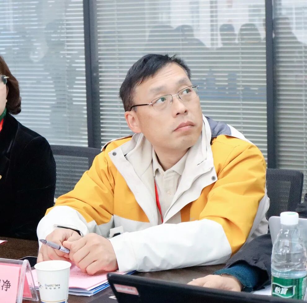 周三会第31期走进柔电科技，助力中国制造实现自主可控
