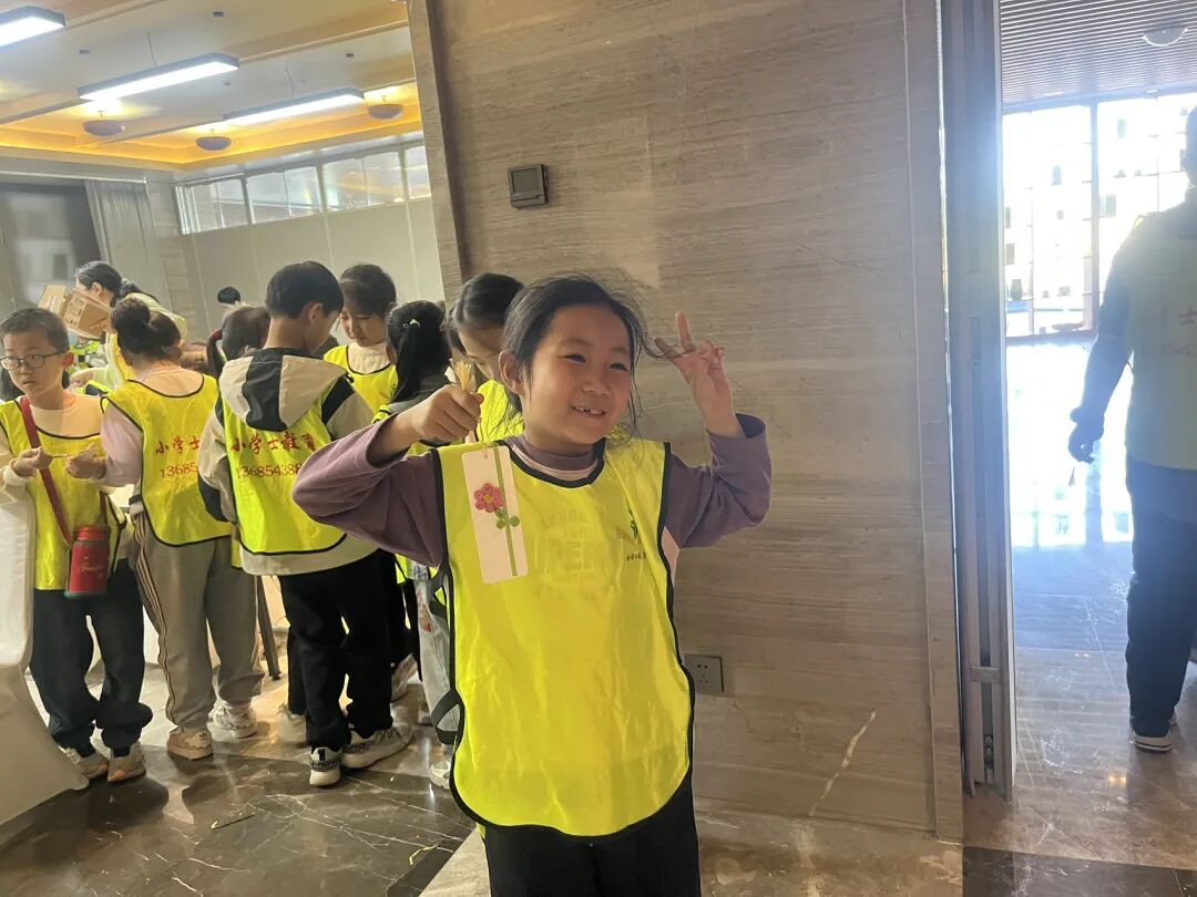 沂河源敬水节暨第三十一届汇泉桃花节开幕