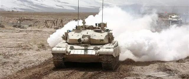 纵横四海志长存，不忘初心解放军——庆祝中国人民解放军成立93周年