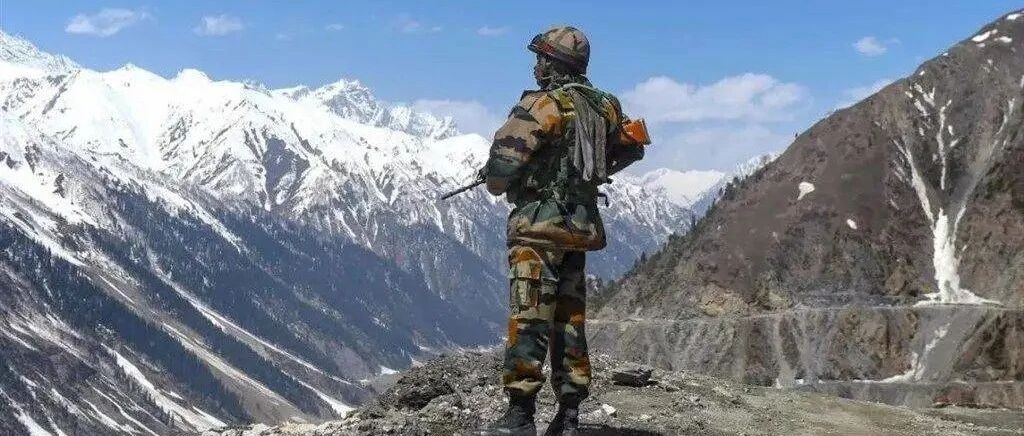 印军增兵中印边境，还“最高警戒”？印度媒体倒是看清了形势！