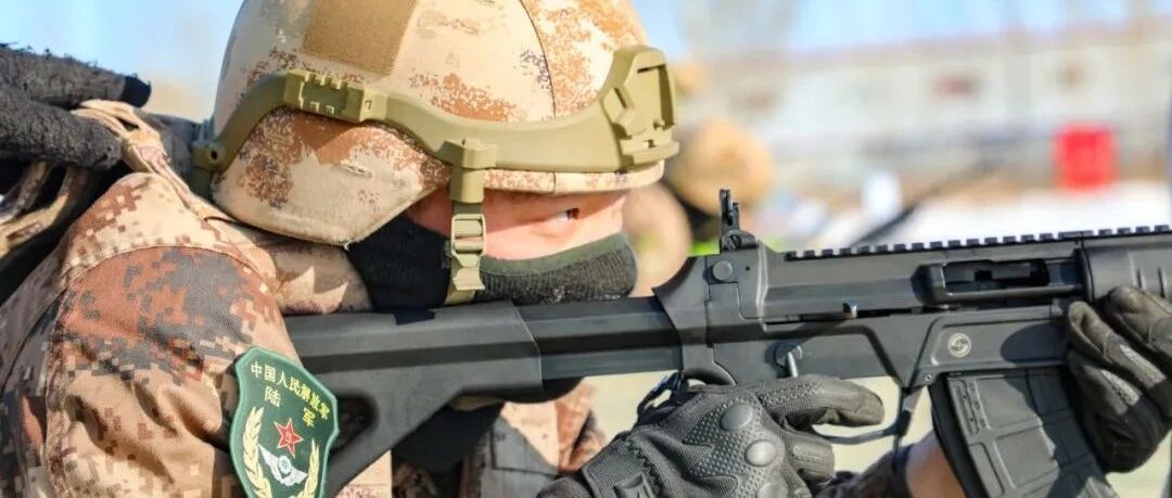 实弹射击！新步枪+新瞄+战术手套，帅呆了