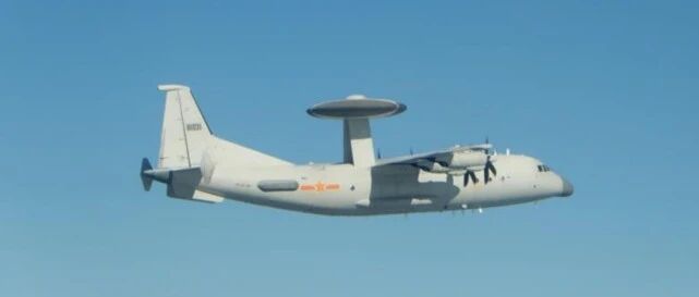 实弹军演前一天，空警-500绕飞金门，本月解放军军机巡台已达10次！