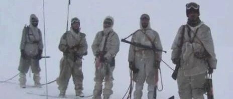 凛冬将至！解放军升级基地建停机坪，印军却在种枸杞……