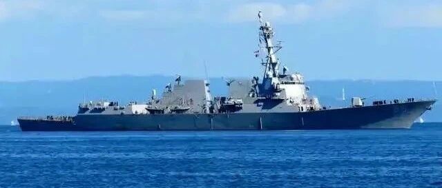 惯犯！美同一神盾舰闯完台海闯南海 解放军果断查证驱离