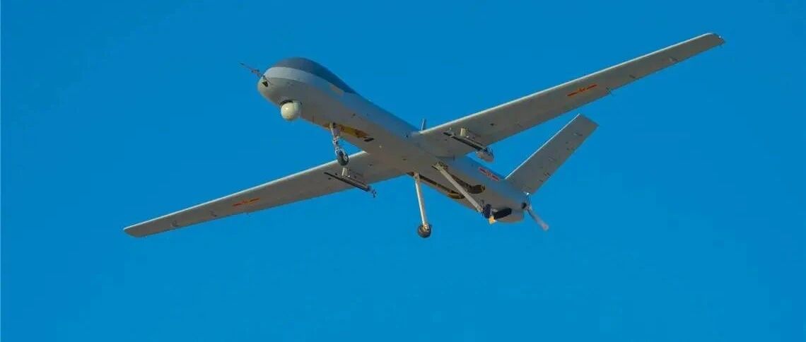 巡台军机上新啦！台军今日演习，解放军罕见派无人机“助阵”