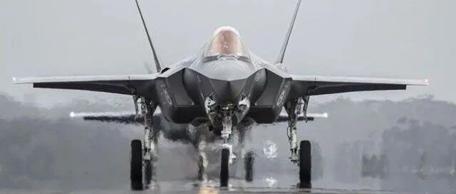 芬兰正式签署64架F-35战斗机采购合同，系Block 4配置