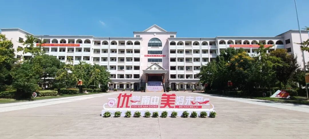 《任務吸喚19：當代戰役2》編劇很喜好幽靈 乃至念給他做衍逝世做品