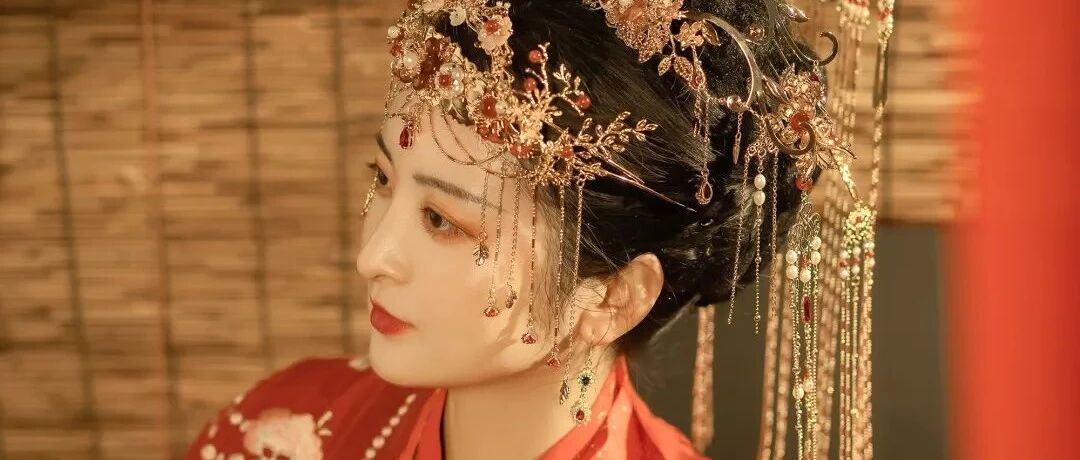 惊艳！海宁漂亮姑娘吸引百万流量！订单纷至沓来，更有人从国外…