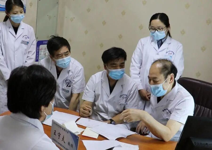 为什么要定位针 乳腺济南中科甲乳医院新一代针孔取瘤术技术大升级_https://www.jmylbn.com_新闻资讯_第3张