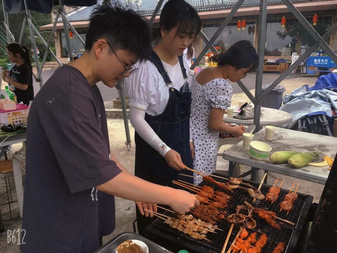 金华顾连金帆康复医院护理部团建活动