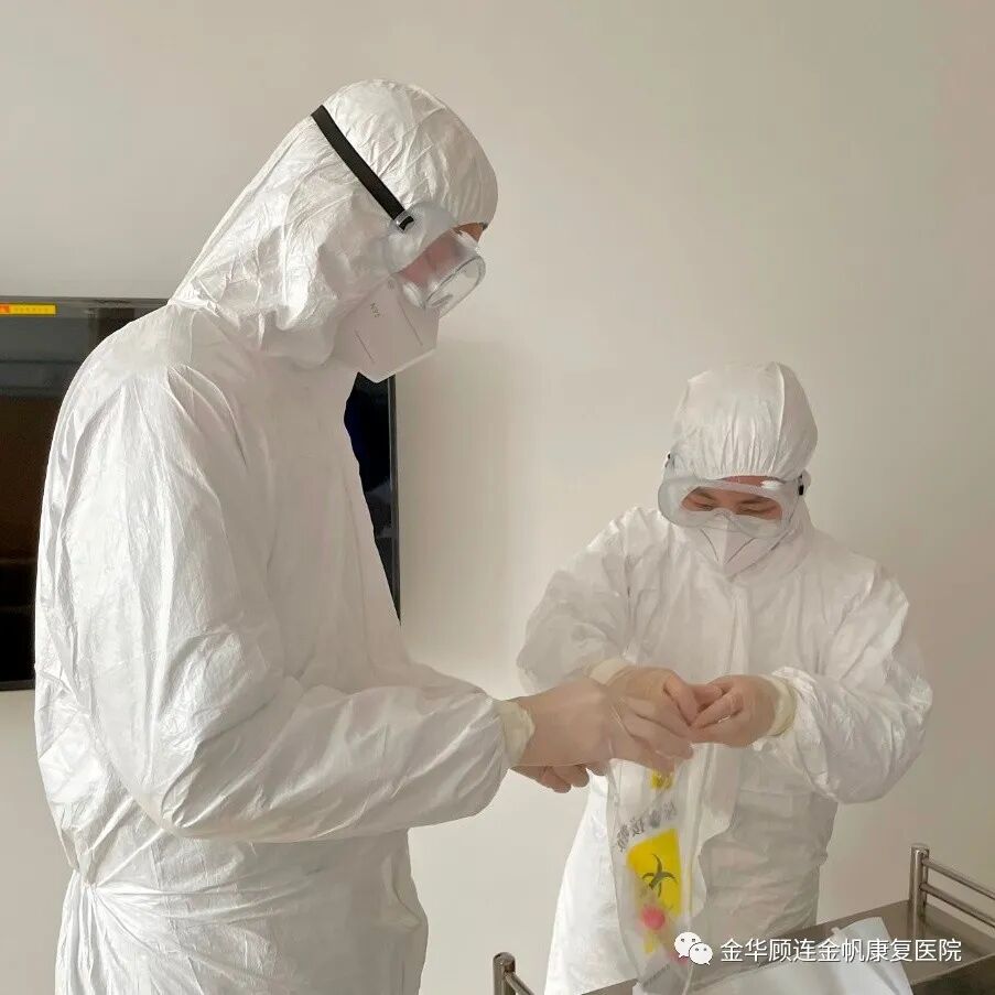 按照专用通道送达检验标本