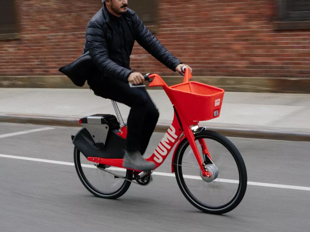 抛弃Ofo，圣地亚哥推出电动自行车，现在免费骑行，你想试试吗？