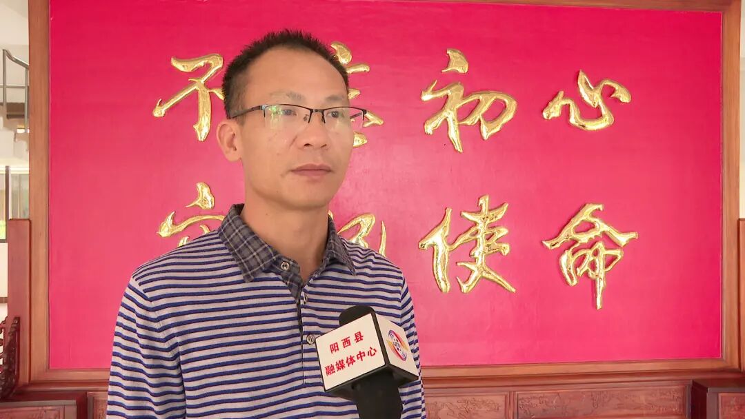 程村镇镇长 陈国江:县政府与深圳市中南建生态环境产业有限公司签订了