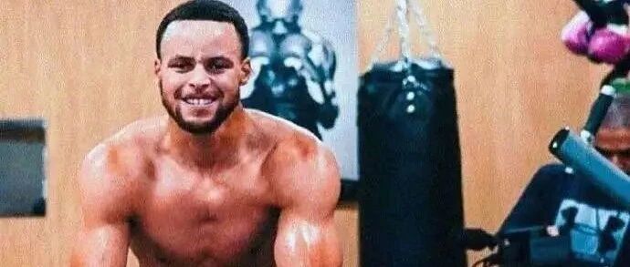 穿衣显瘦 脱衣有肉！库里练成魔鬼肌肉，书豪麒麟臂不输黑人