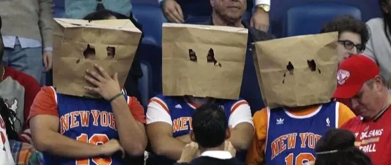 关于NBA奇葩拍卖，东契奇嚼过的口香糖卖1万，球迷身份都能卖