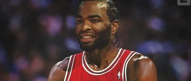 将复赛后后卫分4个等级：33+11东契奇SS级，一黑马力压群雄排榜首