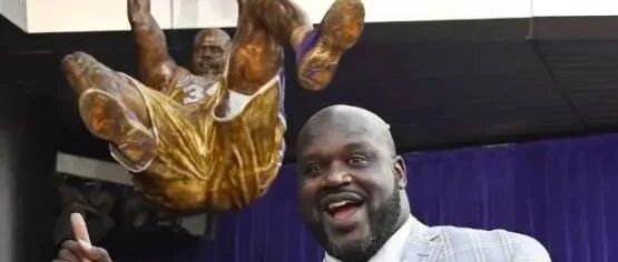NBA球星雕像都长啥样？巴克利实物不符太坑，乔丹飞人深入人心