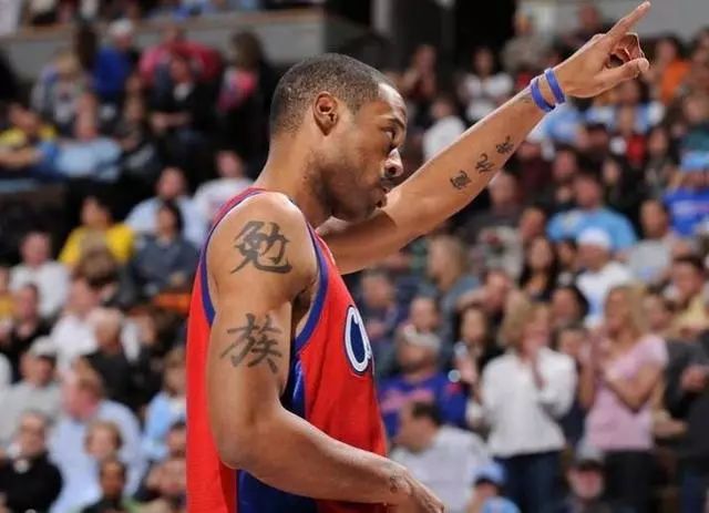 NBA球員紋身背後的意義：艾弗森紋身最經典，羅斯紋身預言他綻放 未分類 第5張
