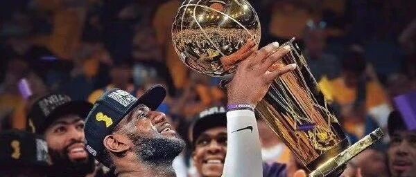 湖人总冠军！詹姆斯FMVP！科比，This is for you！